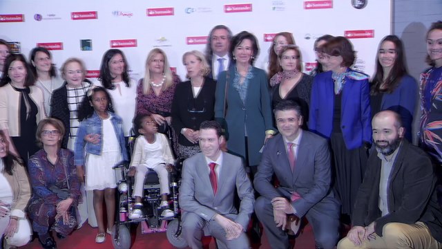 Los empleados de Banco Santander respaldan once proyectos sociales