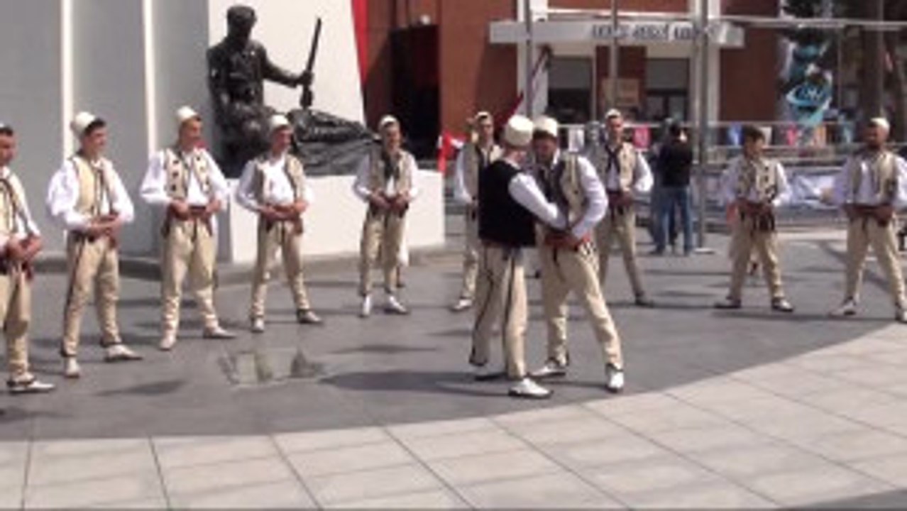 Mesir Macunu Festivaline Görkemli Açılış