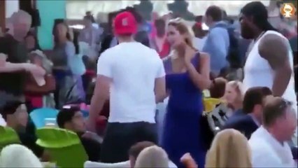 Un gros costaud mis KO pour avoir insulté la copine de cet homme