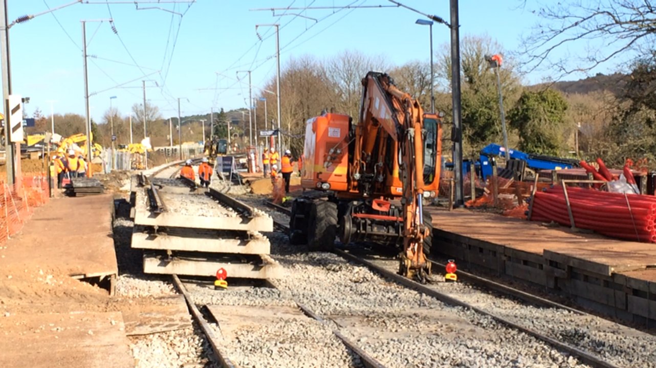 Pose d'un souterrain en béton a la gare de Guichen Bourg des Comptes