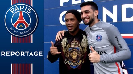 Ronaldinho back to the training center