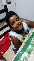 Cantando Musica De Capoeira