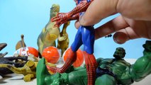 Spider-man and The Incredible Hulk want Kinder Surprise Eggs from dinosaurs and opening Kinder Eggs.