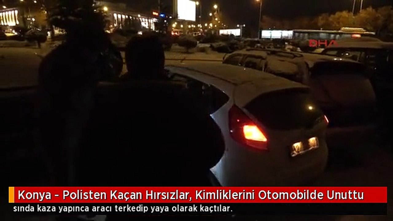 Konya - Polisten Kaçan Hırsızlar, Kimliklerini Otomobilde Unuttu