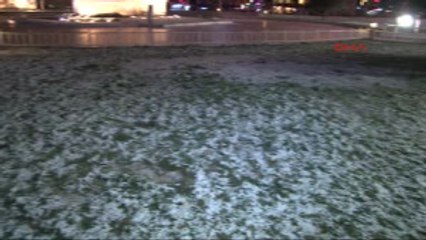 Taksim Meydanı Beyaza Büründü