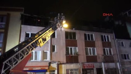 Üsküdar'da 4 Katlı Binada Yangın