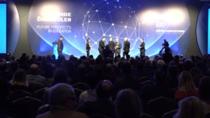 Antalya Eğitimin Geleceğinin Tartışıldığı Sempozyumda Isü Standına Ilgi Yeniden