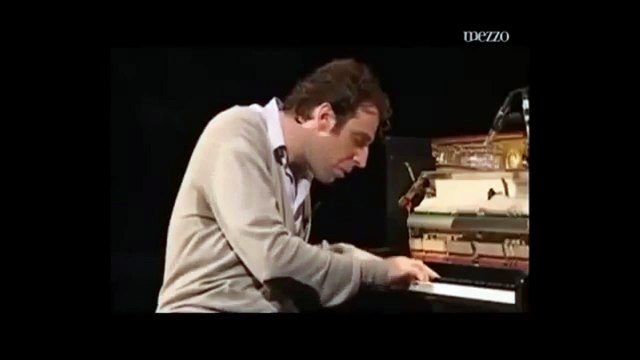 Gonzales and Bangalter Performing a cover of Too Long - Da Funk - Around the world