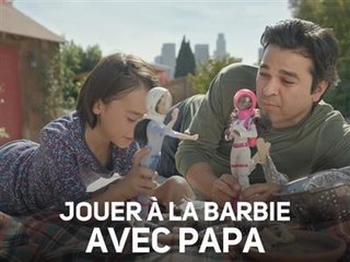 Les papas aussi jouent à la Barbie !