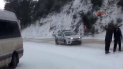 Bursa'da Kapanan 57 Mahalle Yolu Ulaşıma Açıldı