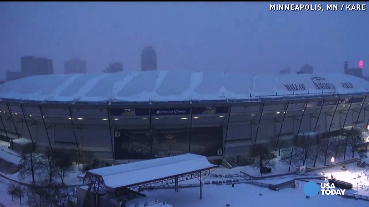 Watch the Metrodome roof collapse from the inside  Video