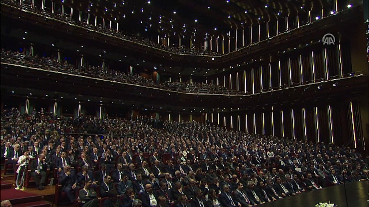 Müteahhitler acımasızca yolsuzluk yapıyor!