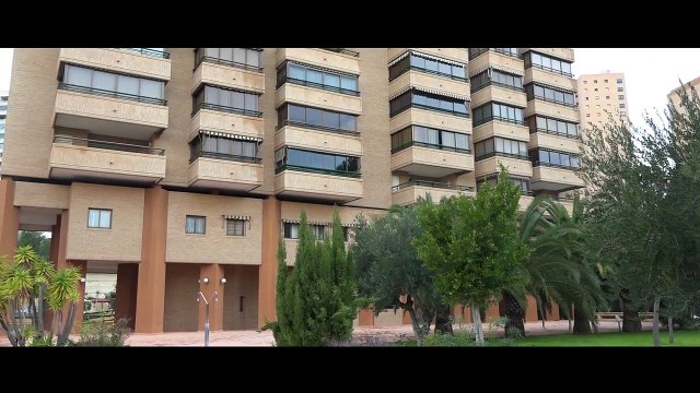 В продаже квартира в Испании с видом на море в комплеке Coblanca 31 с гаражом, город Бенидорм