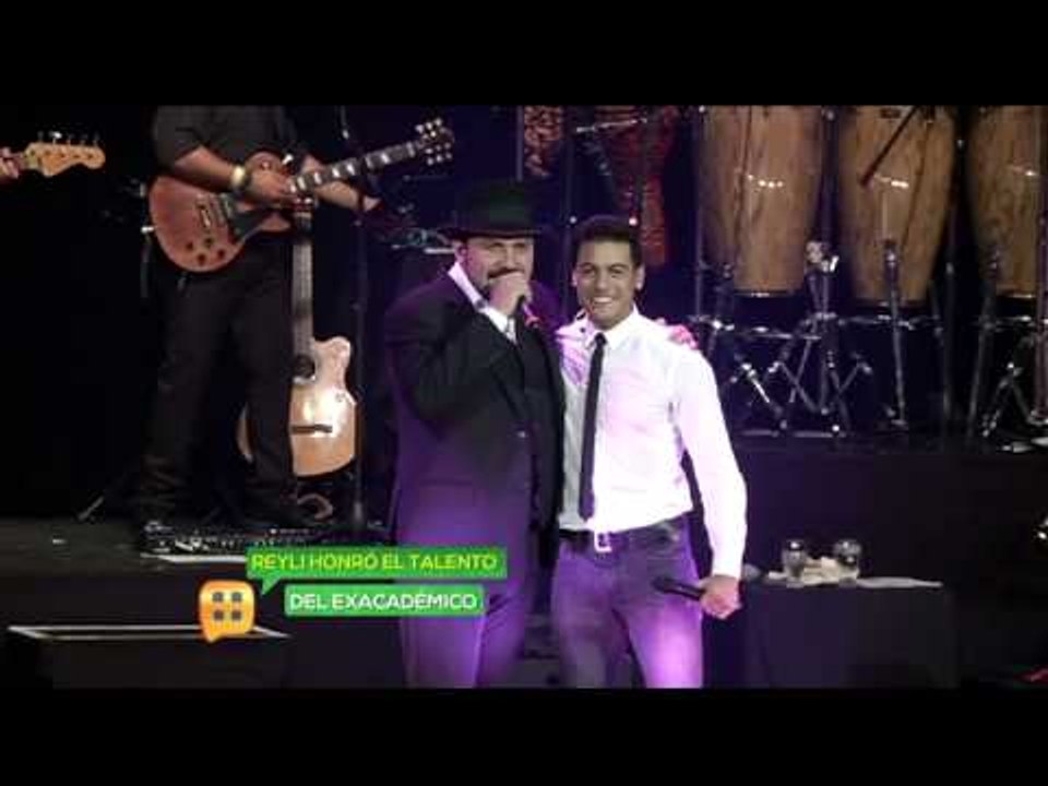 Carlos Rivera celebró 10 años de carrera en el Metropólitan