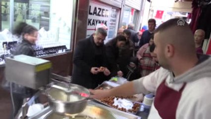 Şehit Fethi Sekin Için Lokma Dağıtıldı