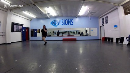 'Plus-size' dancer shows ballet is for 'everyone'