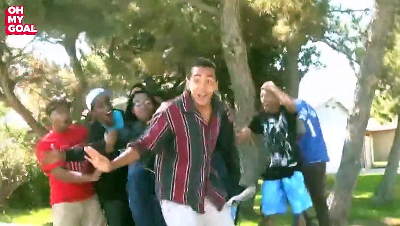 Adrien Rabiot met un coup de pression à Serge Aurier