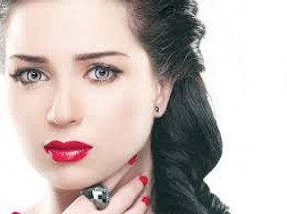 مي عز الدين تعترف انها حفيدة فنانه مشهورة يعشقها الجمهور العربي