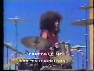 Chaka Khan Plays Drums