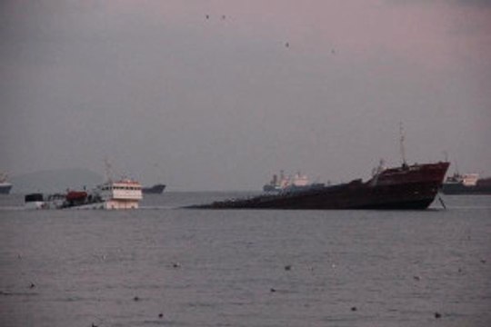 Marmara'da Kuru Yük Gemisi Batıyor!