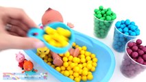 Learn Colors Peppa Pig Baby Doll Bath Time Playing with Candy Colours RainbowLearning