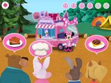 Minnies Mouse Grill Station in Food Truck - Disney App| Greens, Tomato & Cheese