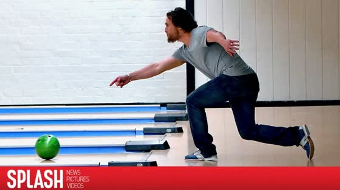 Hier spielt Matthew McConaughey Bowling in Burbank