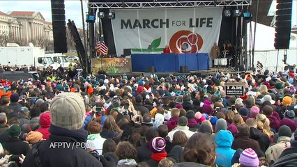 Vice-presidente dos EUA participa da marcha contra o aborto