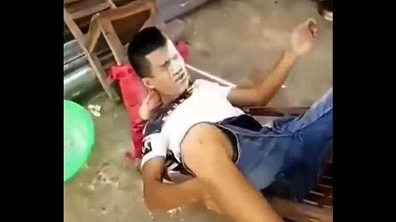 - Best Scary Pranks Compilation New 2017 -