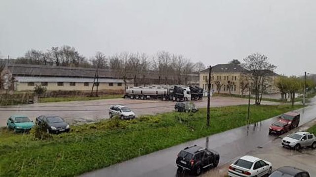 La neige est tombee sur Semur-en-Auxois...