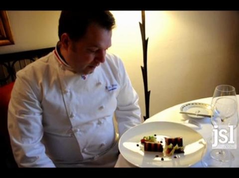 Le chef Eric Pras de la maison Lameloise à Chagny présente sa nouvelle recette