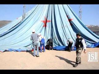montage du chapiteau du cirque de saint-petersbourg