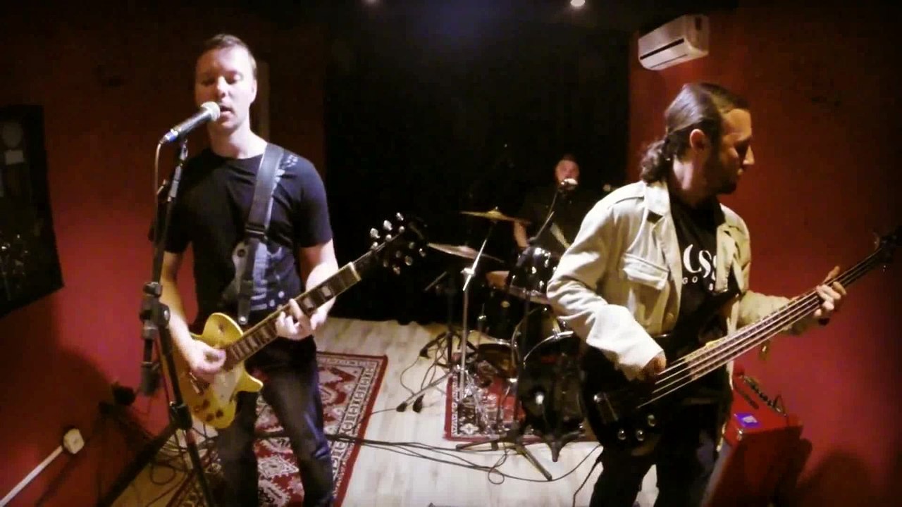 Positive Creep: On a Plain do Nirvana