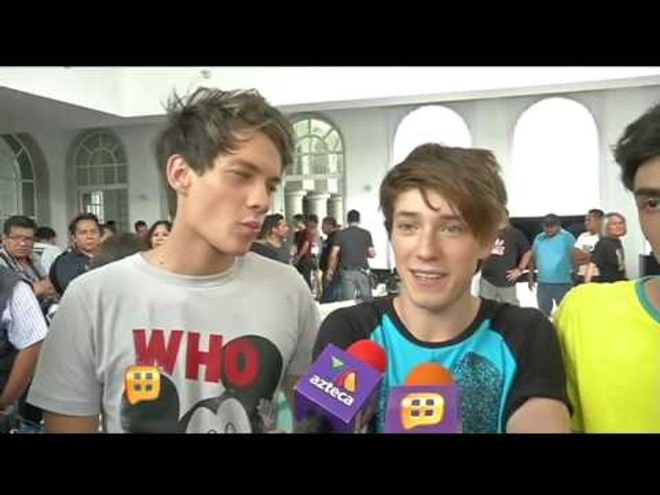 Chicos de CD9 ¡¿duermen sin pijama?!