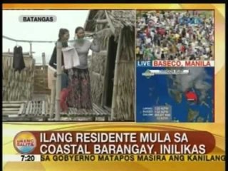 Descargar video: UB: Ilang residente mula sa coastal barangay sa Batangas, inilikas