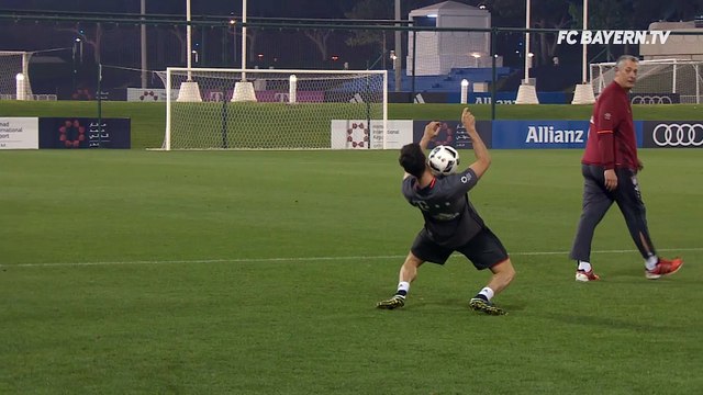 Bayern Munich - Lewandowski assure le spectacle à l'entrainement