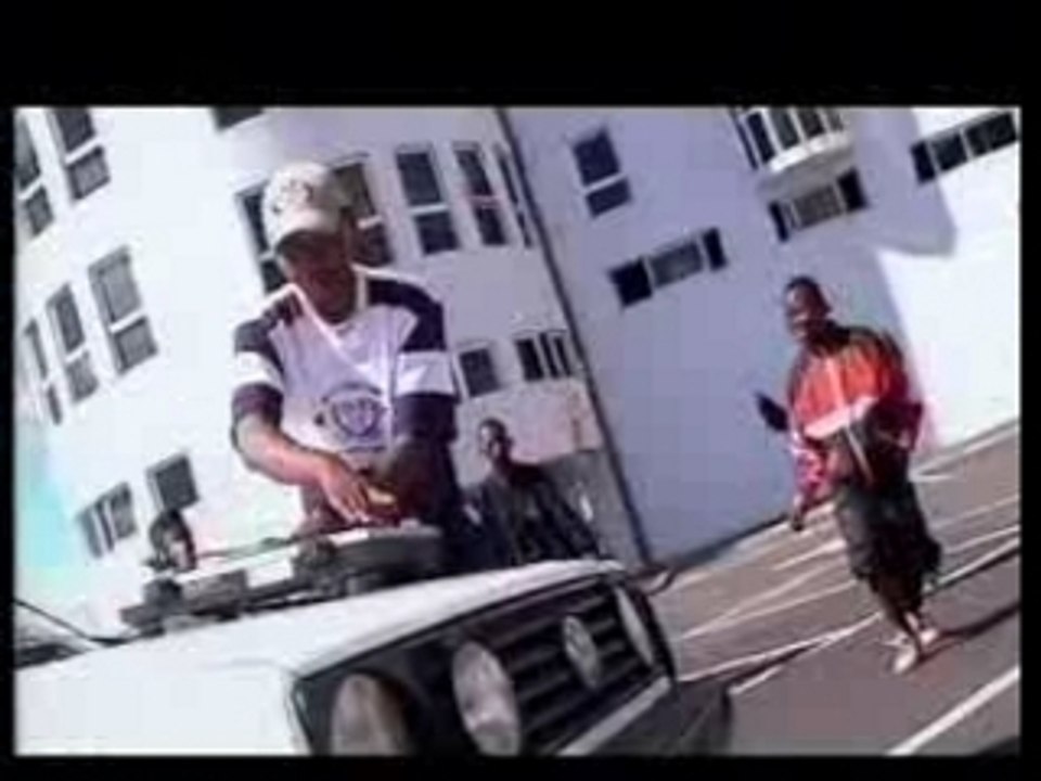 DJ SISSI - Taitsy sa tsy taitsy
