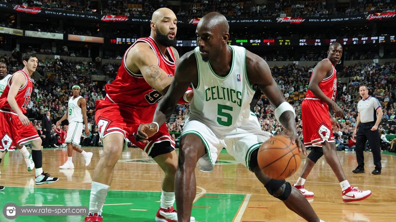Basketball Player’s Eyeball Pops Out Of Socket Mid-Game