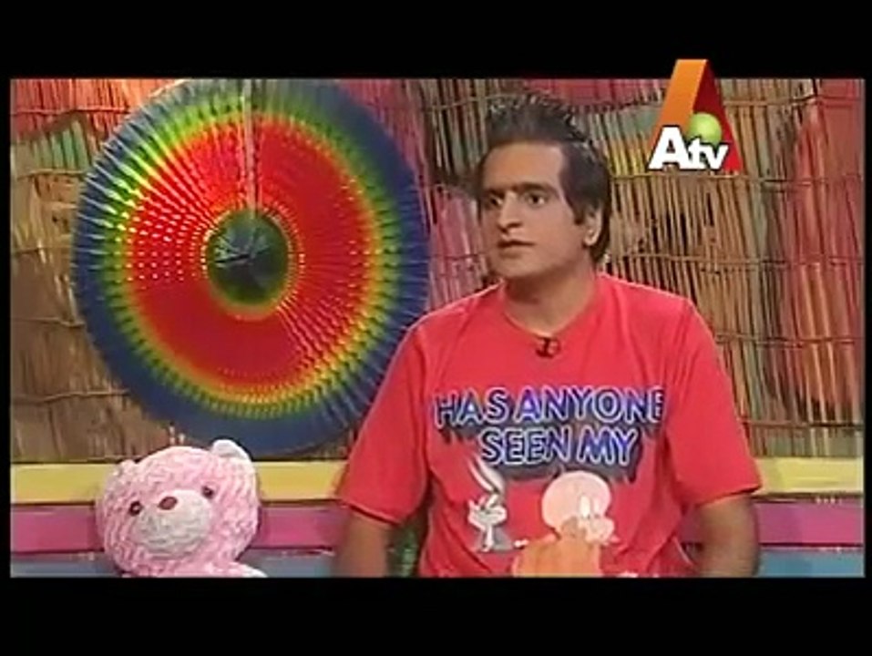 Mehman Qadardan: Agha Majid (Arhoo Grenade) of Khabardaar: Full interview Part 1