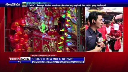 Gerimis Warnai Imlek di Kelenteng Petak Sembilan