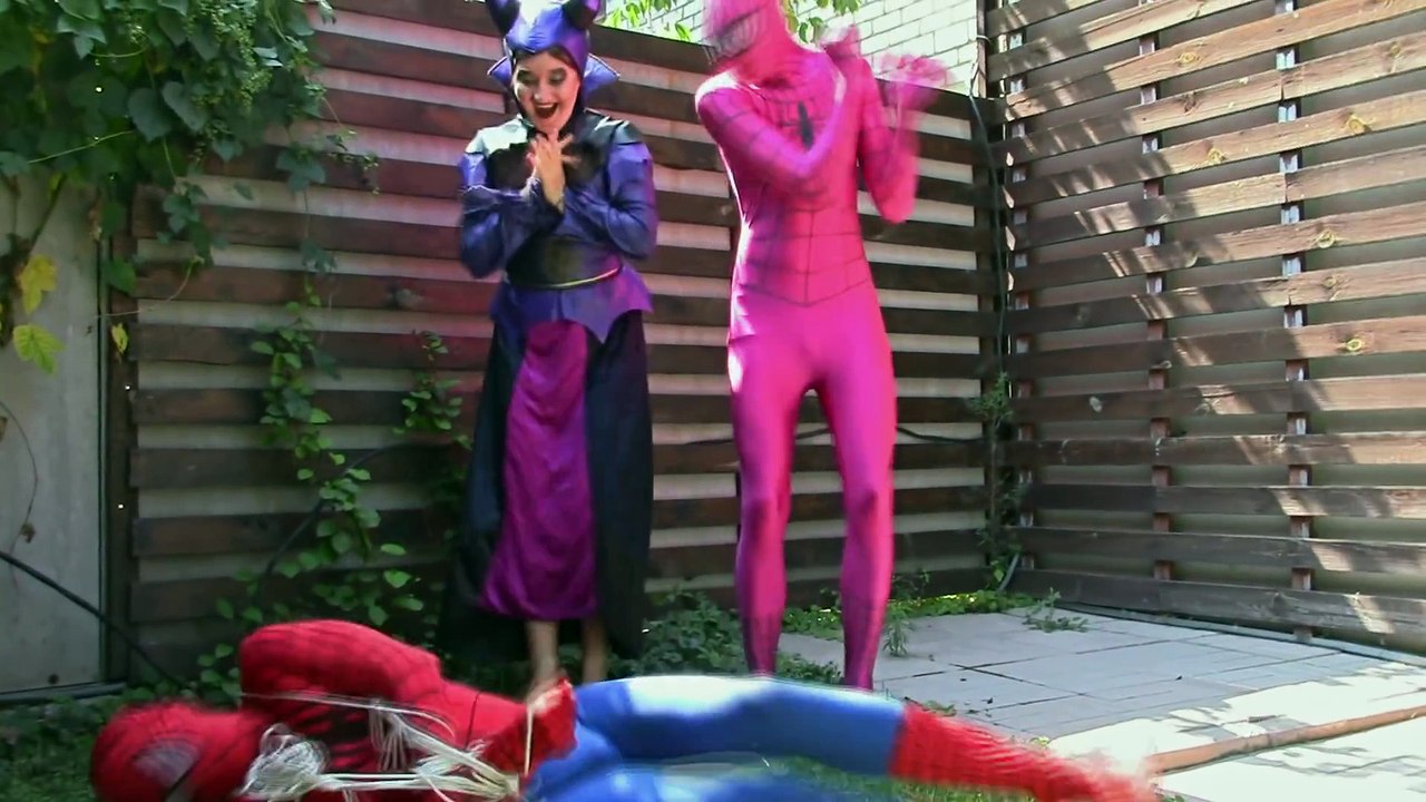 Batman becomes Spiderman vs Maleficent - Real Life Superhero Movie w/ Frozen Elsa & Ironman. Ep.89