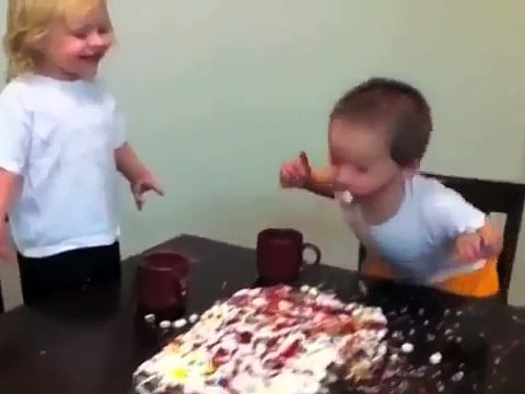 Это невероятно смешные приколы с детьми! Смех!