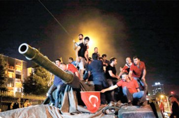 FETÖ Abisinden Şehitler İçin Küstah Sözler: Öldülerse Öldüler Bana Ne