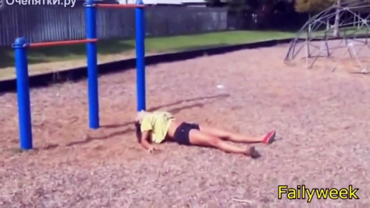 Приколы и неудачи с девушками | Приколы с голыми девушками - [Июнь 2015]