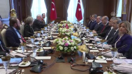 Cumhurbaşkanı Erdoğan, Ingiltere Heyeti Ile Biraraya Geldi