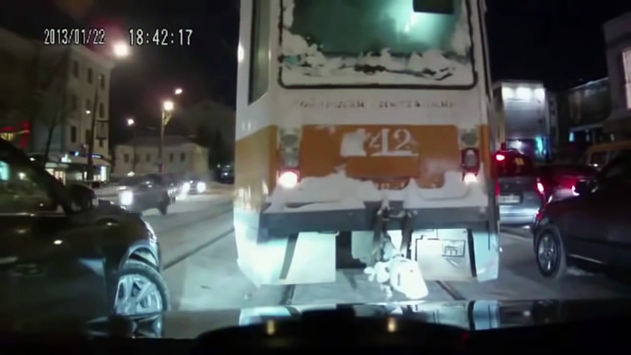 Быдло и всякая нечисть получает по заслугам. 16