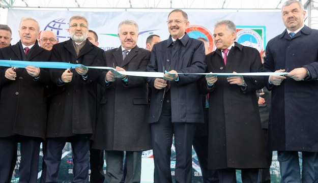 MELİKGAZİ BELEDİYESİ , SULTAN ABDÜLHAMİD HAN BULVARINI ULAŞIMA AÇTI…