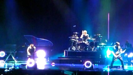 Muse - Unnatural Selection - Berlin O2 World - 10/29/2009