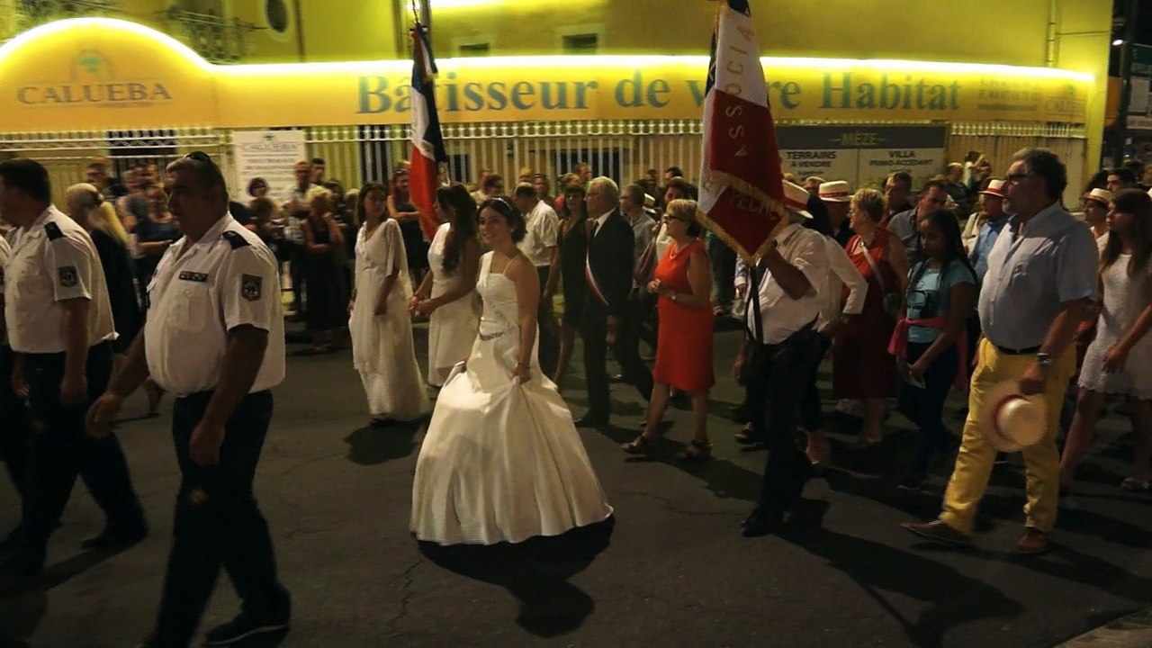 209 ème fête de Mèze - Le défilé d'ouverture de la fête de Mèze (version longue)