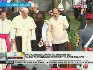 BT: PNoy, niregaluhan ng imahen ng 'Mary The Undoer of Knots' si Pope Francis